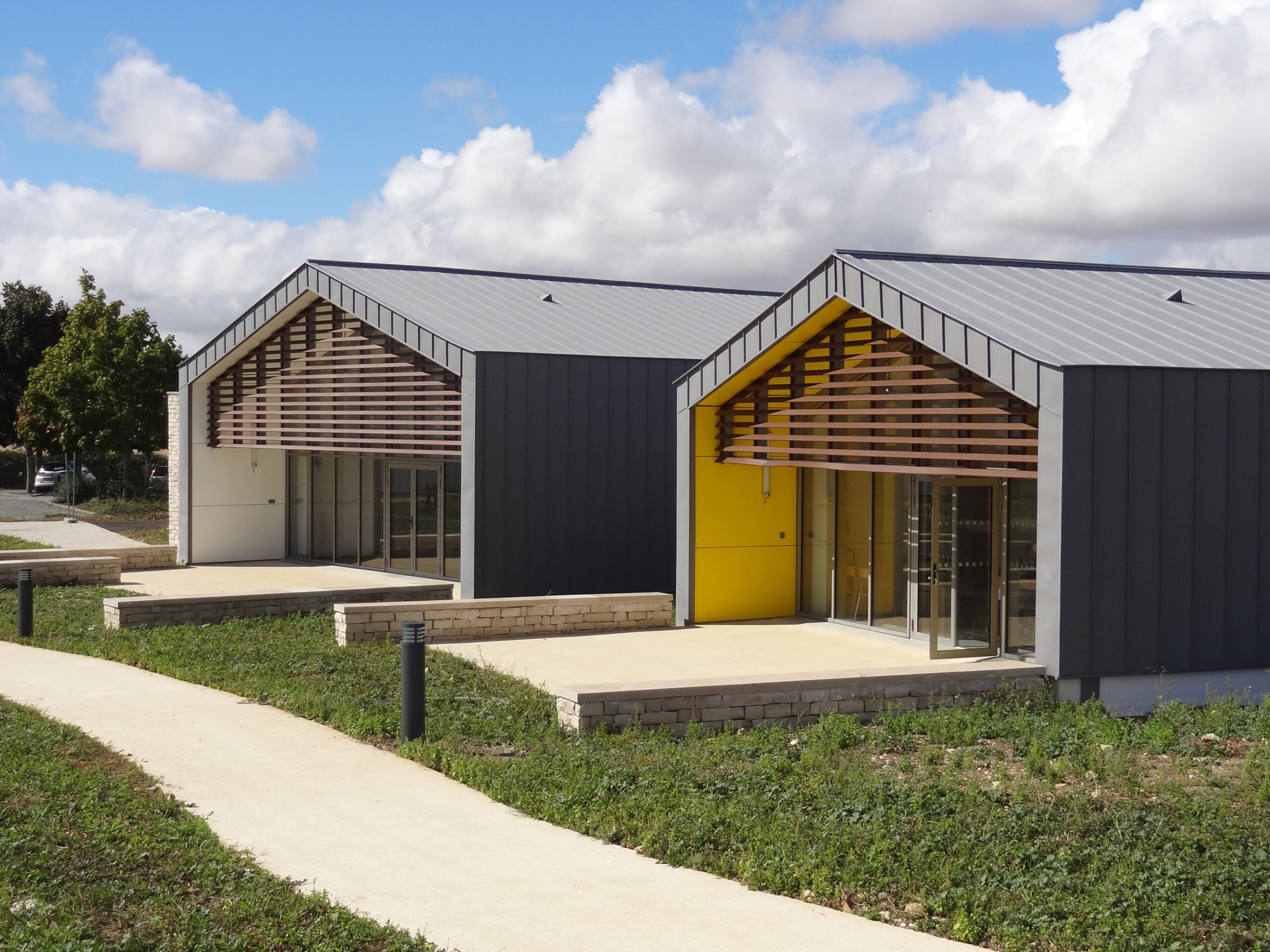 omplexe municipal de Saint-Médard d'Aunis, L'Archipel, Agence Laurent Guillon Architectes, Marans (17)