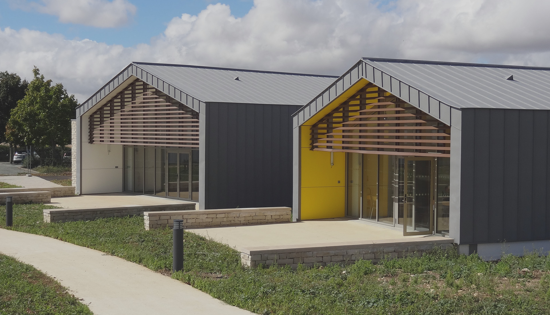 omplexe municipal de Saint-Médard d'Aunis, L'Archipel, Agence Laurent Guillon Architectes, Marans (17)